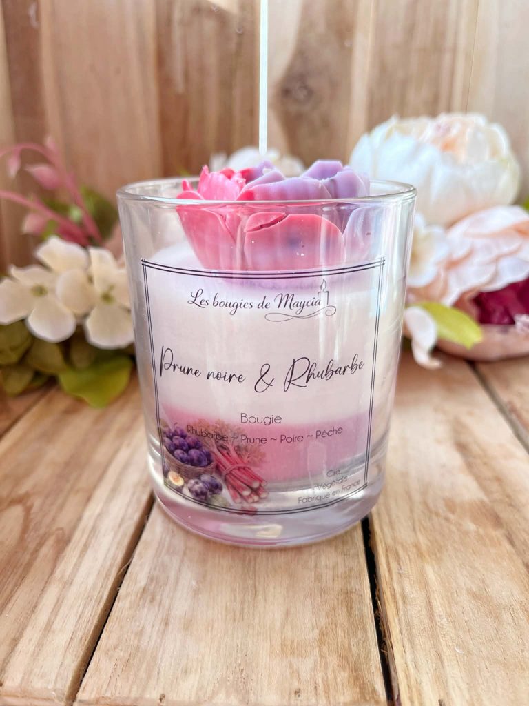 Bougie naturelle parfumée artisanale – Prune Noire & Rhubarbe