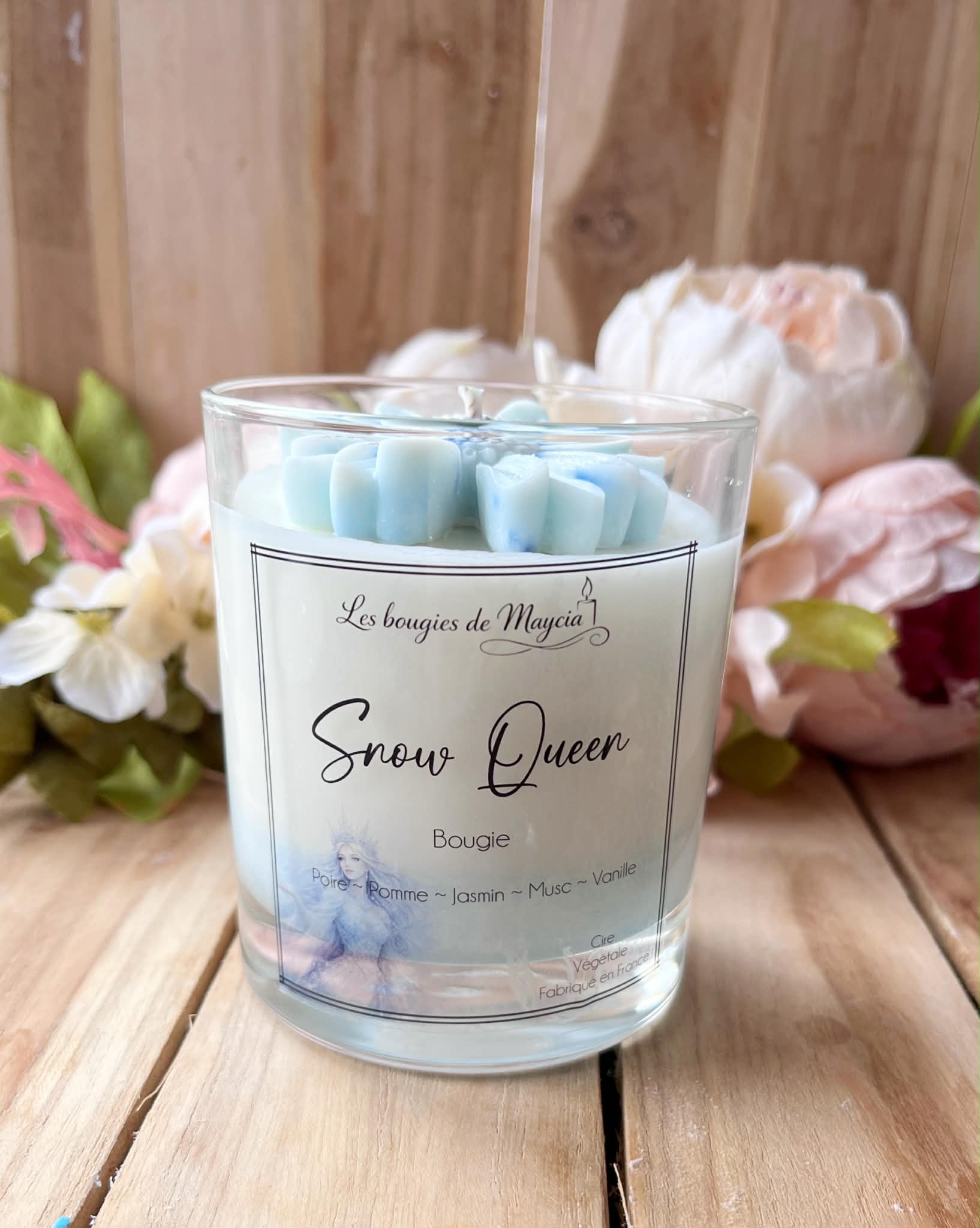 Bougie Parfumée Snow Queen – Luxe hivernal parfumé, ambiance chic et élégante, parfum longue durée, idéale pour cadeau et décoration intérieure.